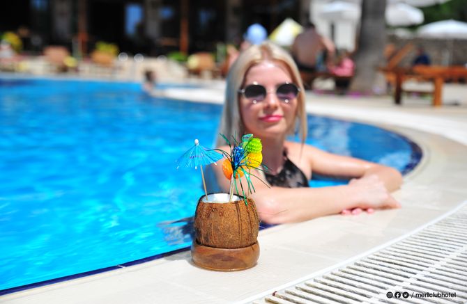 Meril Club Hotel & Spa