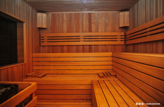 Meril Club Hotel & Spa