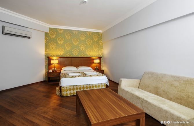 Meril Club Hotel & Spa